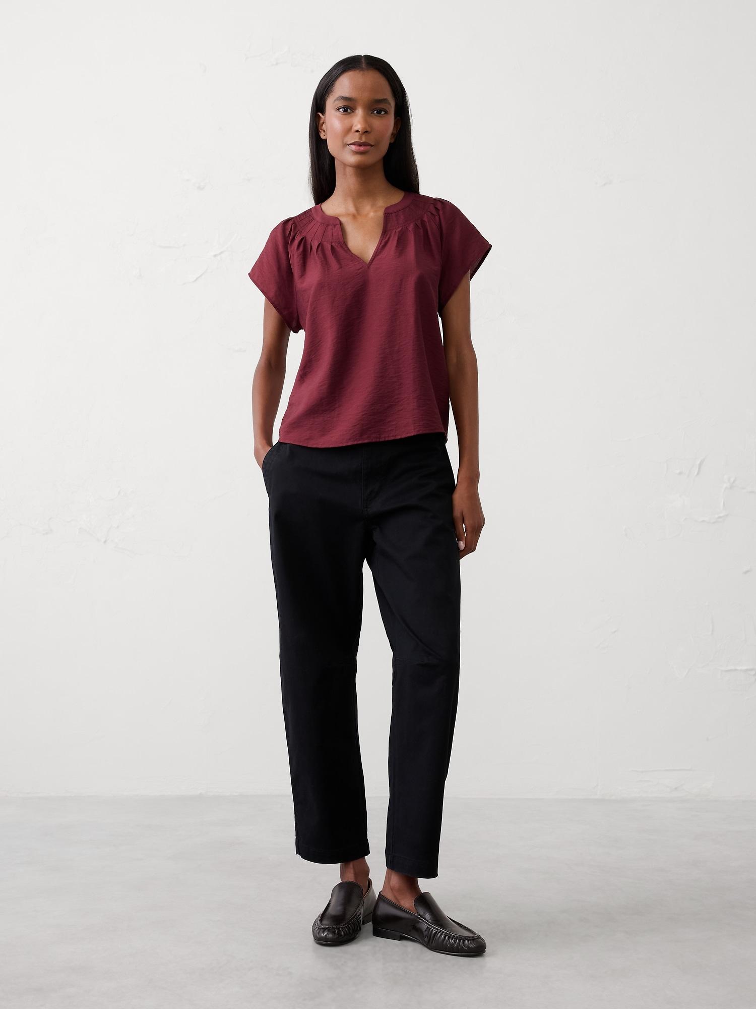 stitched pleat-neck top