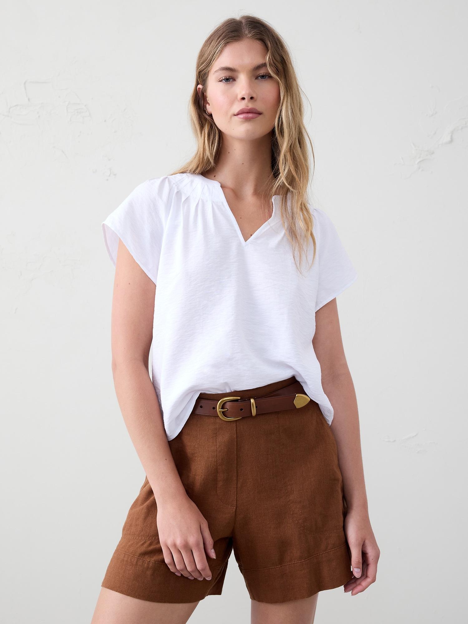 stitched pleat-neck top