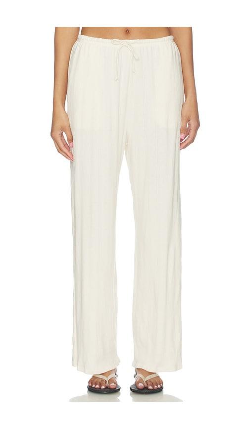 strut-this the channing jogger in ivory.