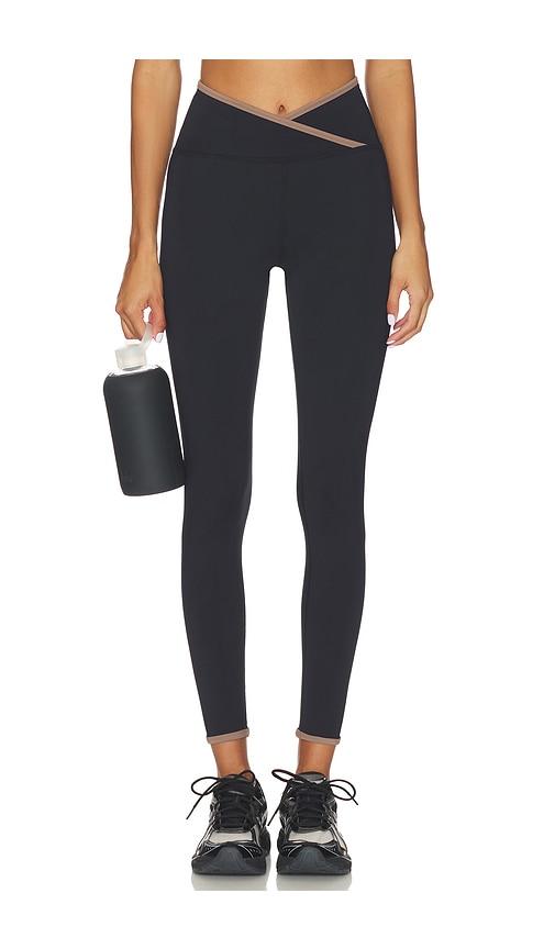 strut-this the rae ankle legging in black.