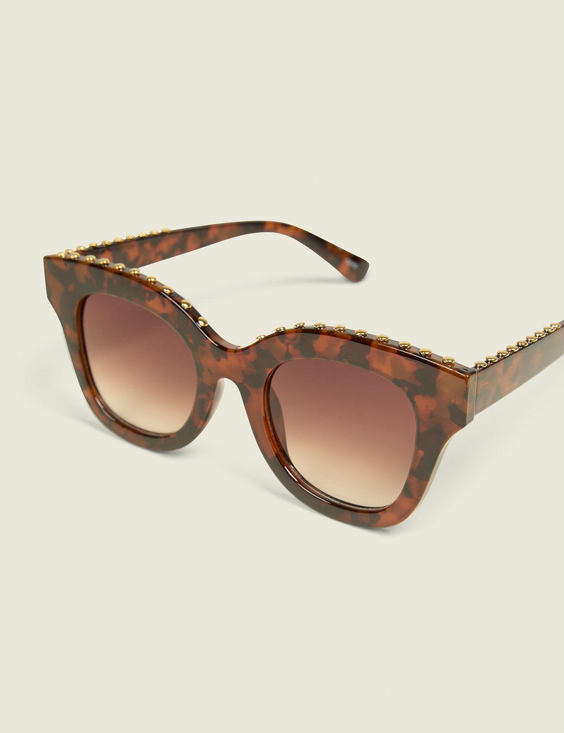 stud cateye sunglasses