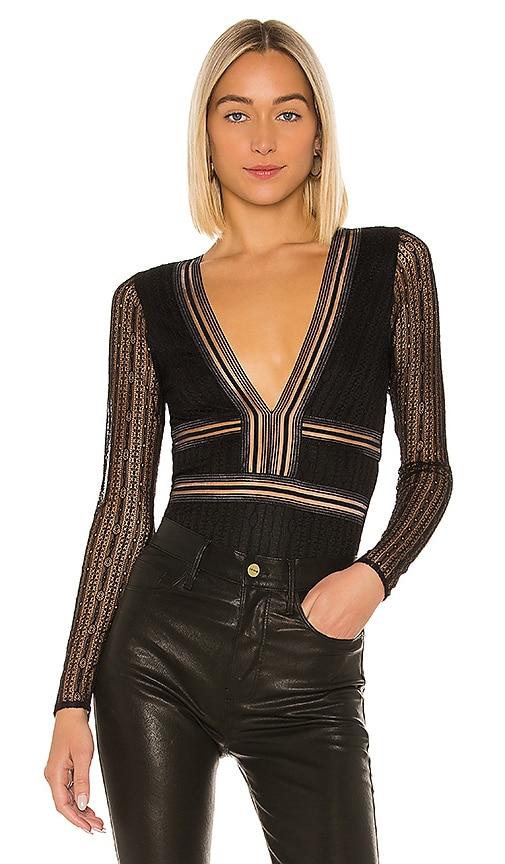 superdown britni deep v bodysuit in black.