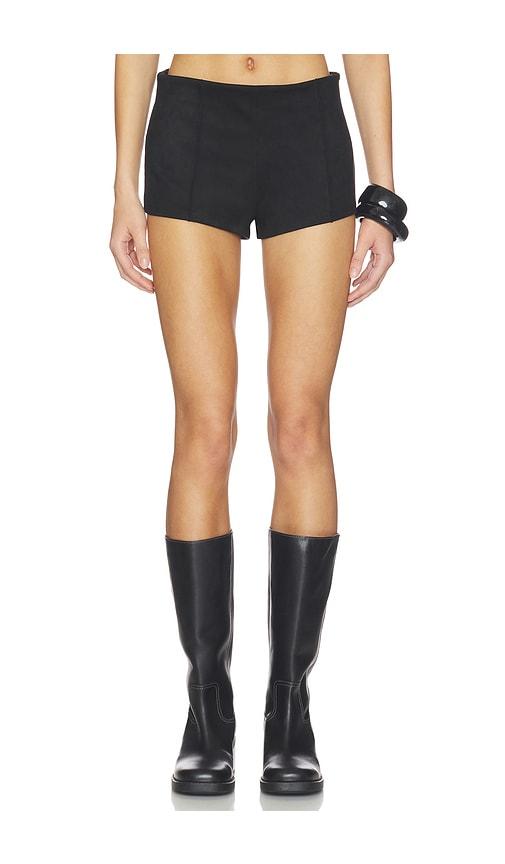 superdown jessica faux suede short in black in black.