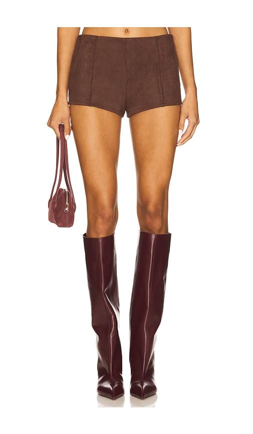 superdown jessica faux suede short in brown.
