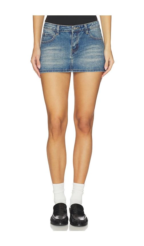 superdown lathan denim mini skirt in blue.