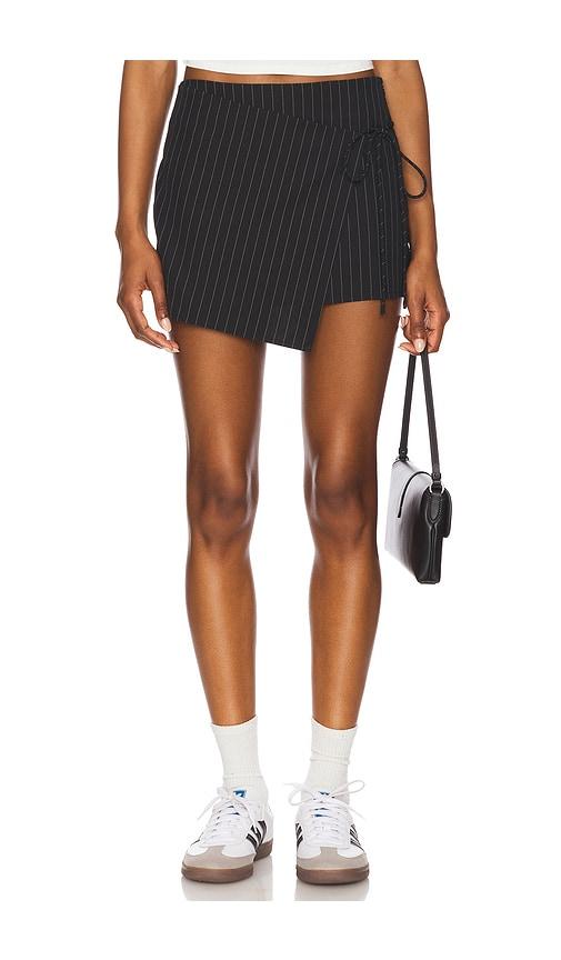 superdown margie mini skirt in black.