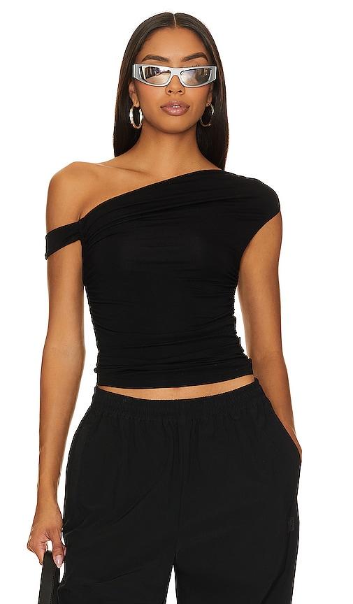 superdown moxie top in black.