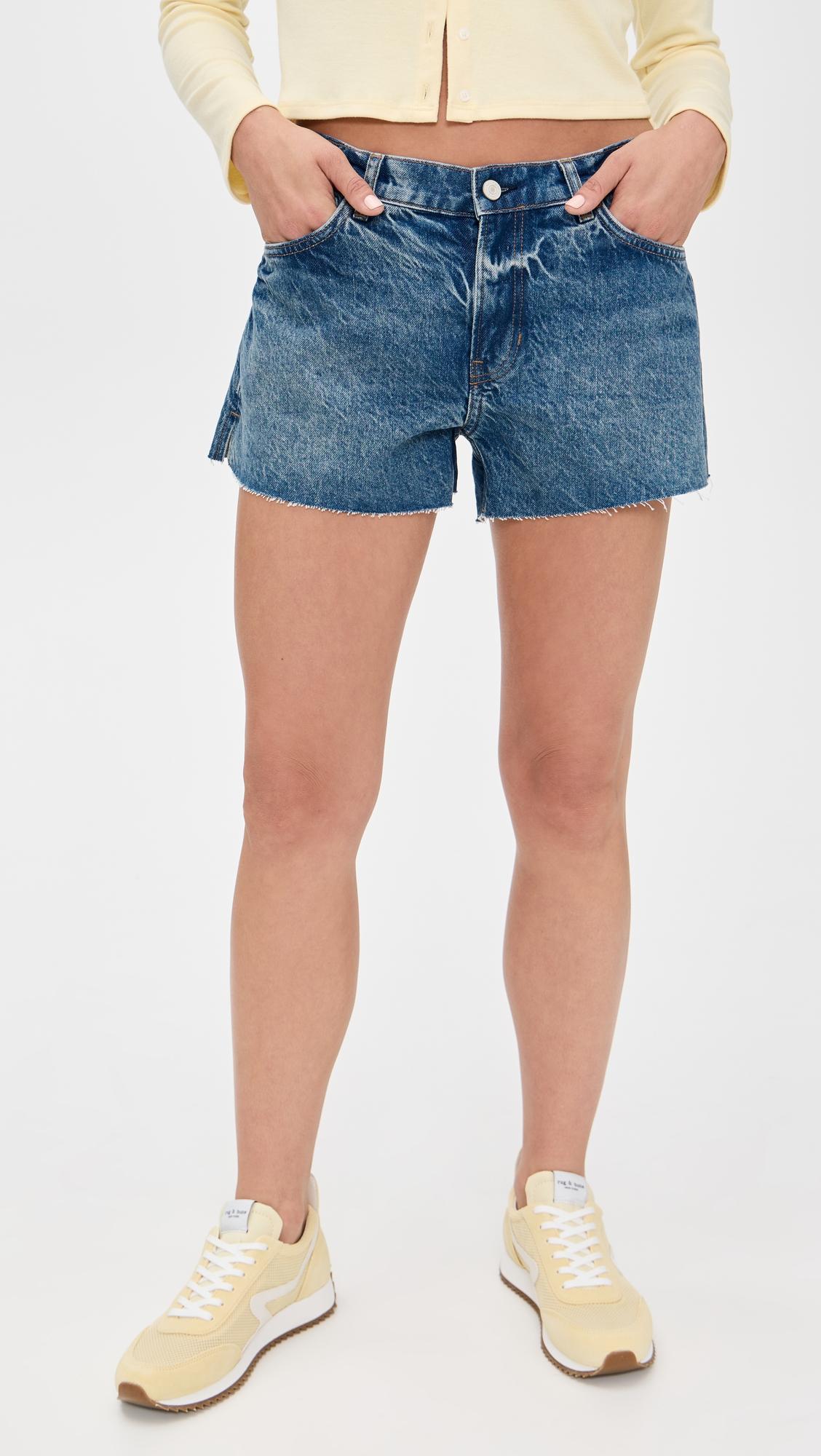 sutton low rise 2.5" slouchy jean shorts
