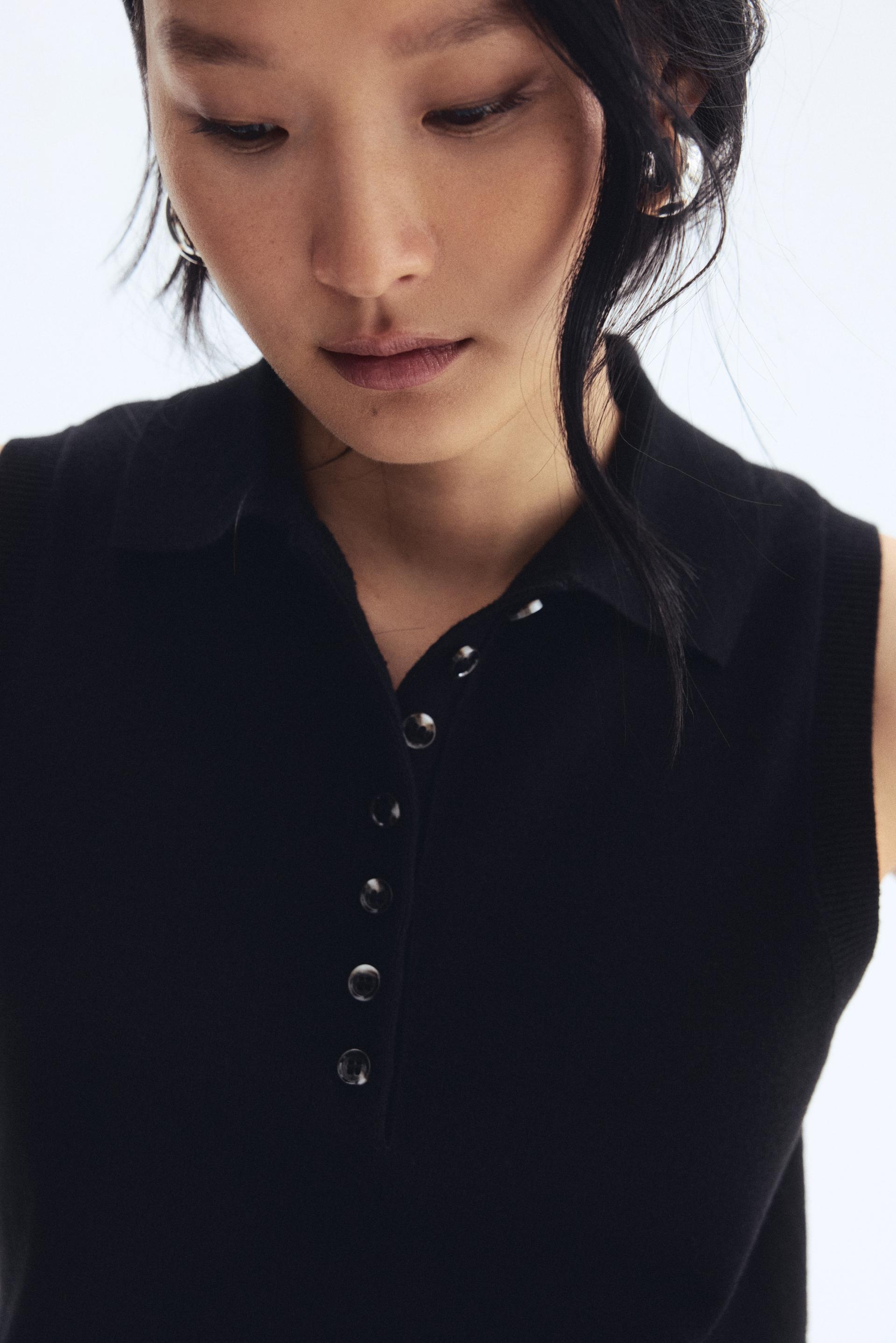 sweater vest with collar