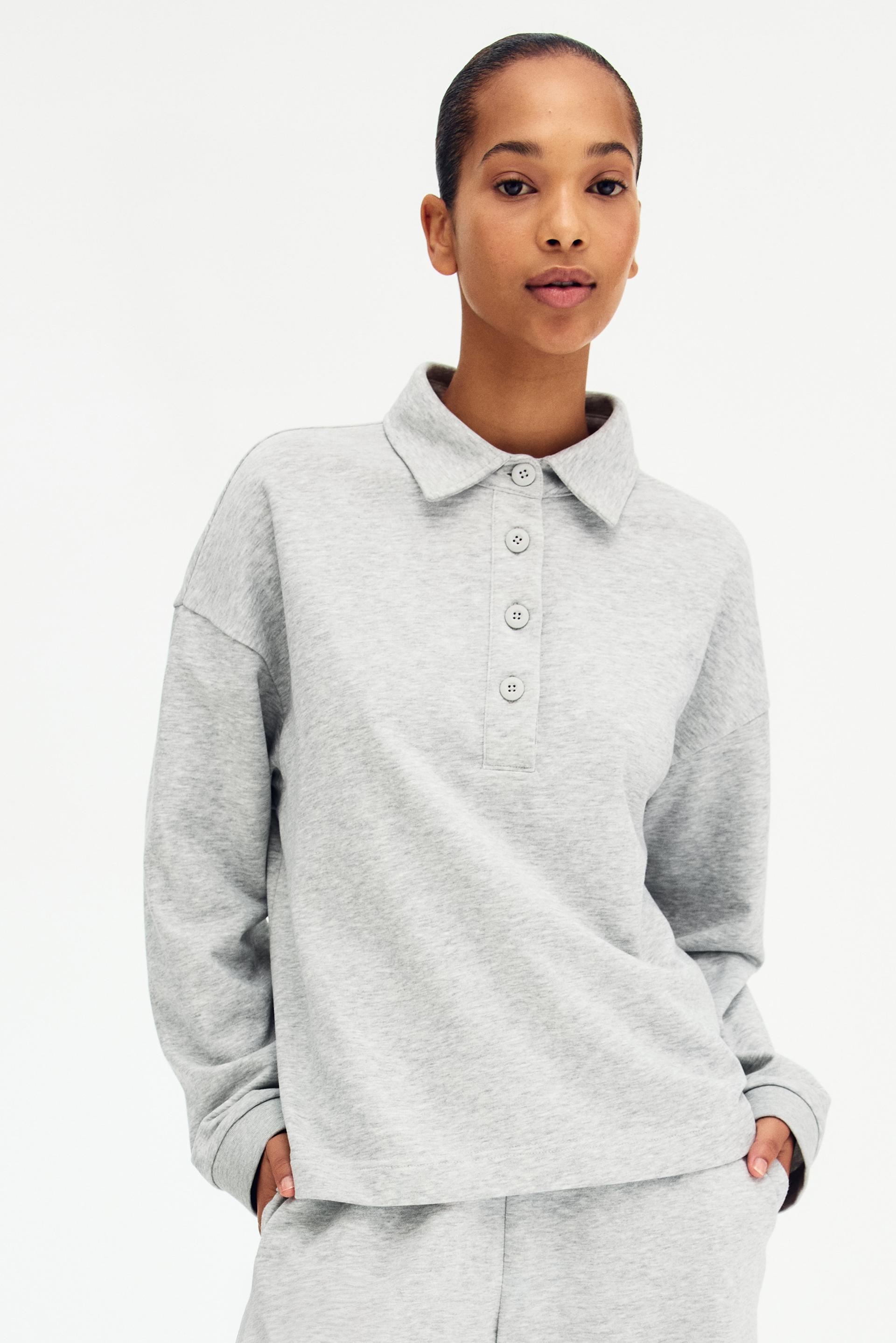 sweatshirt with collar