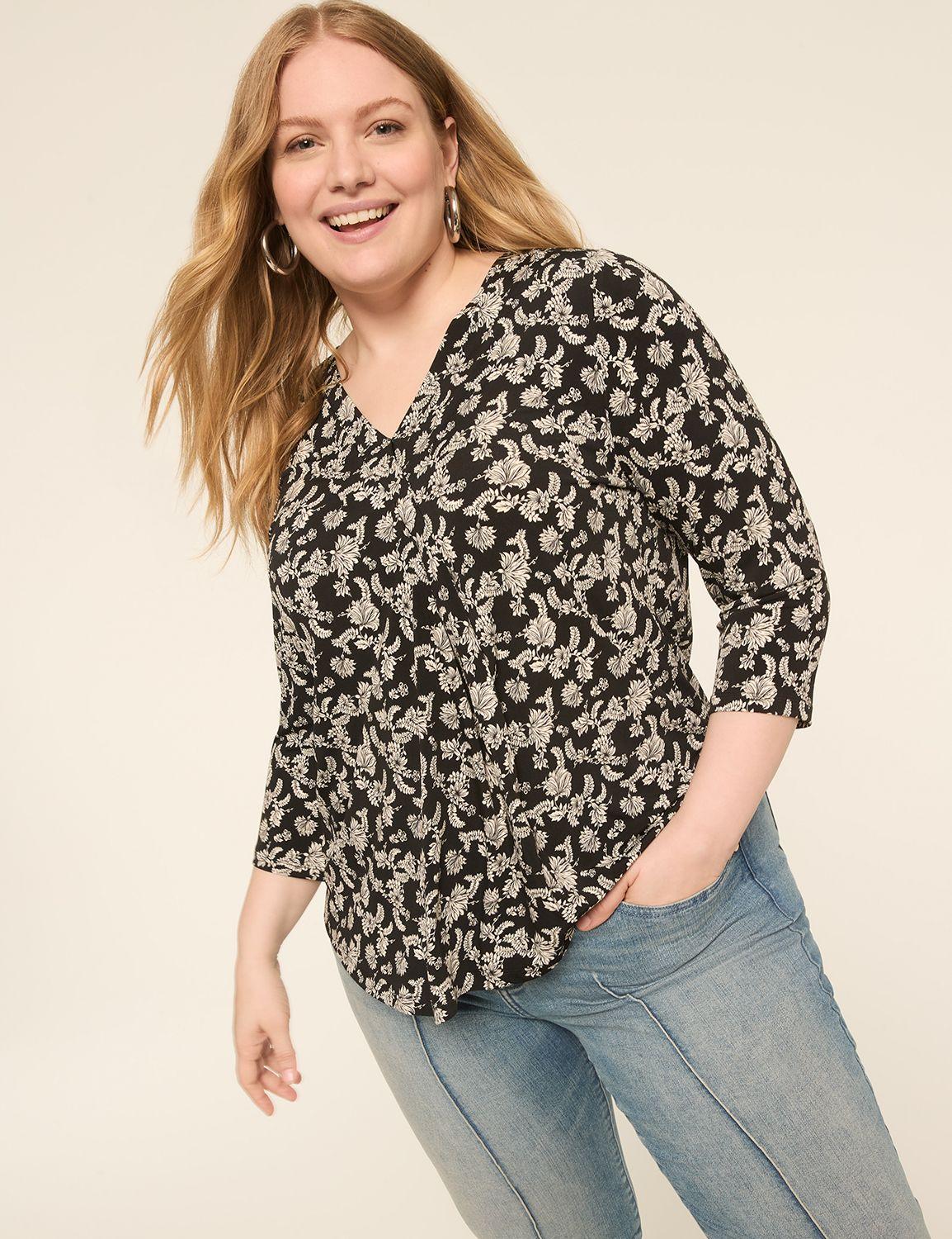 swing 3/4-sleeve pleat-front top