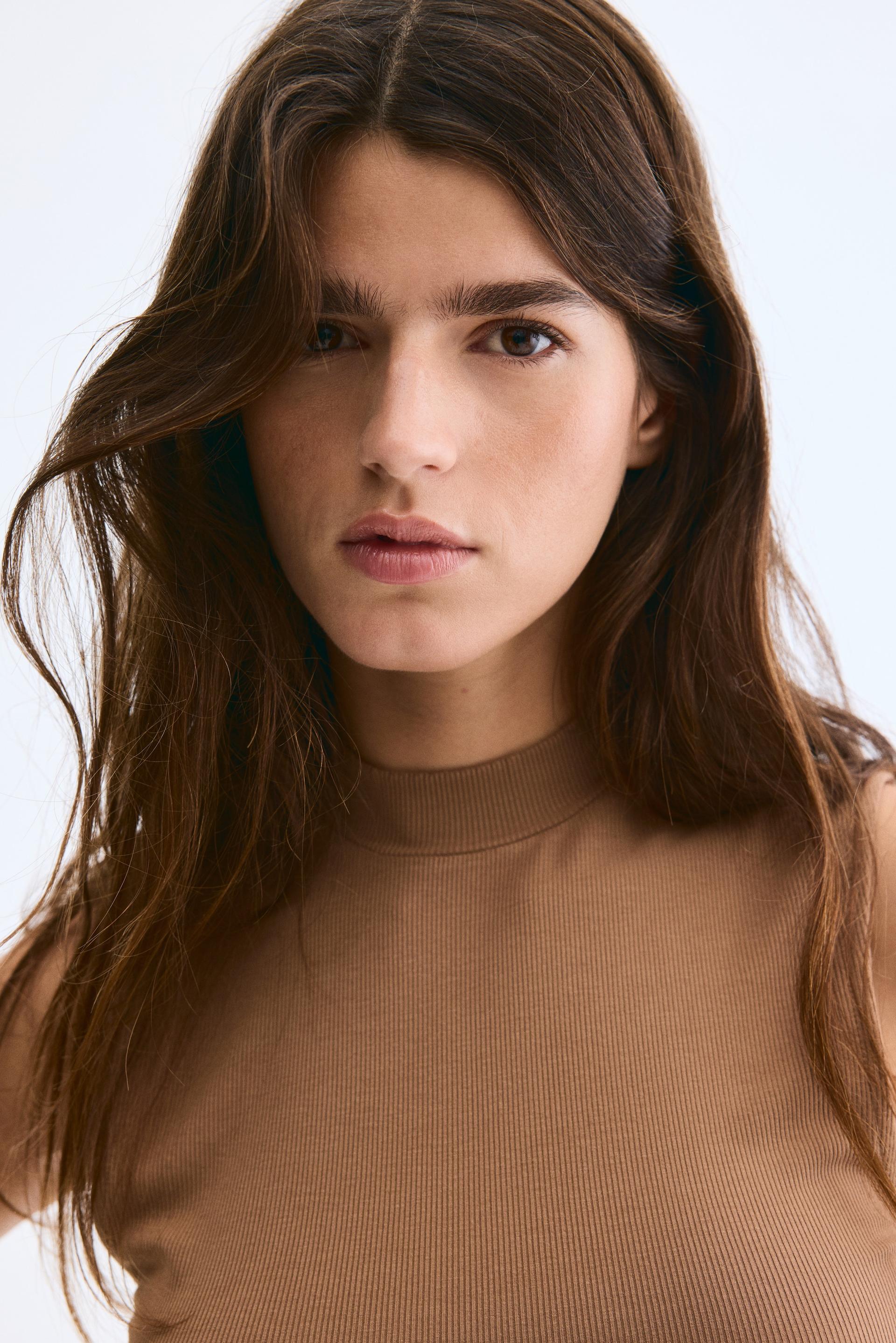 tank top with stand-up collar