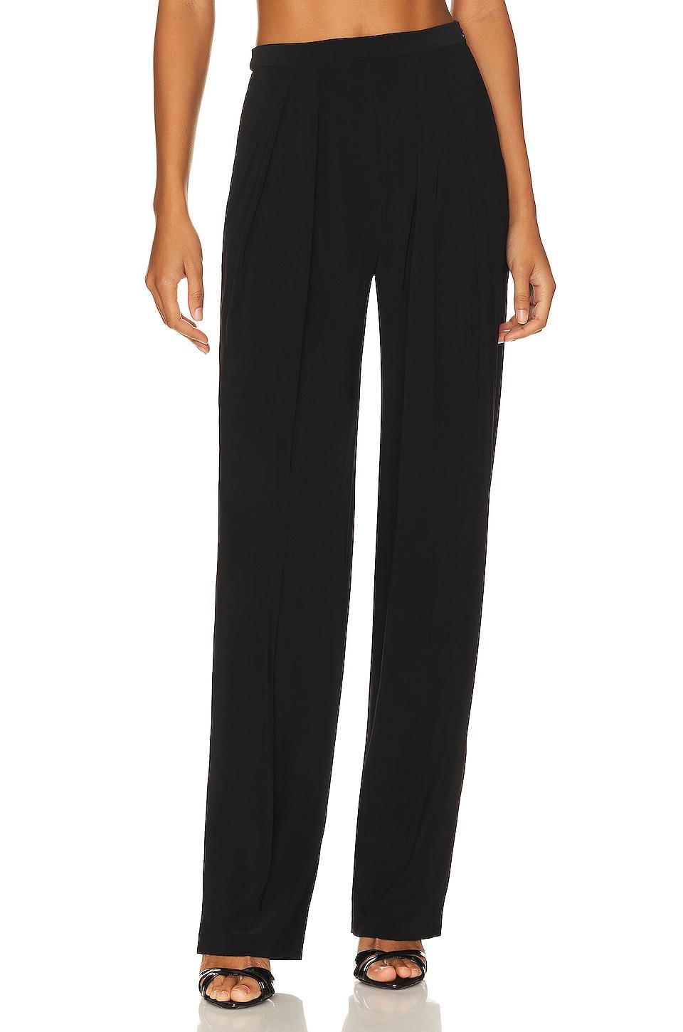 tapered pleated trouser
