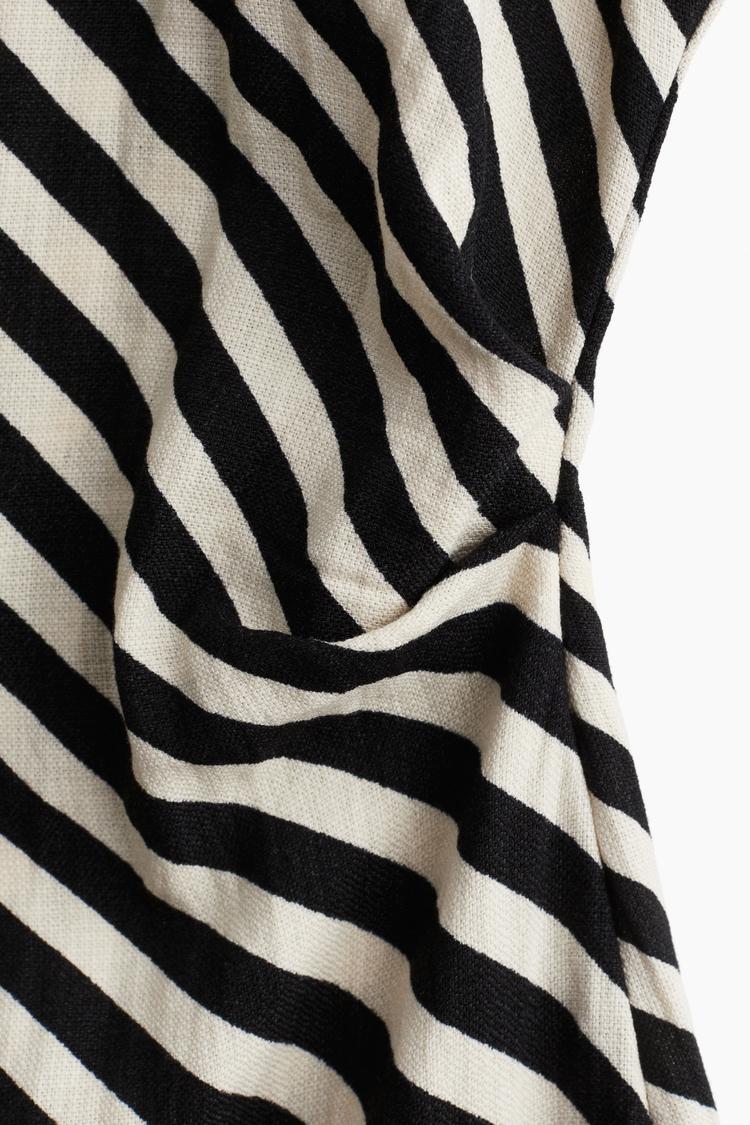tapered-waist dress