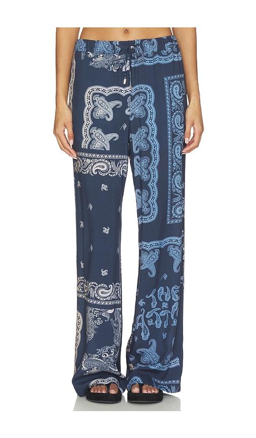 the attico paisley long pant in blue.