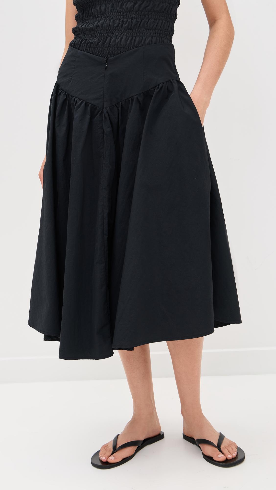 the deba skirt