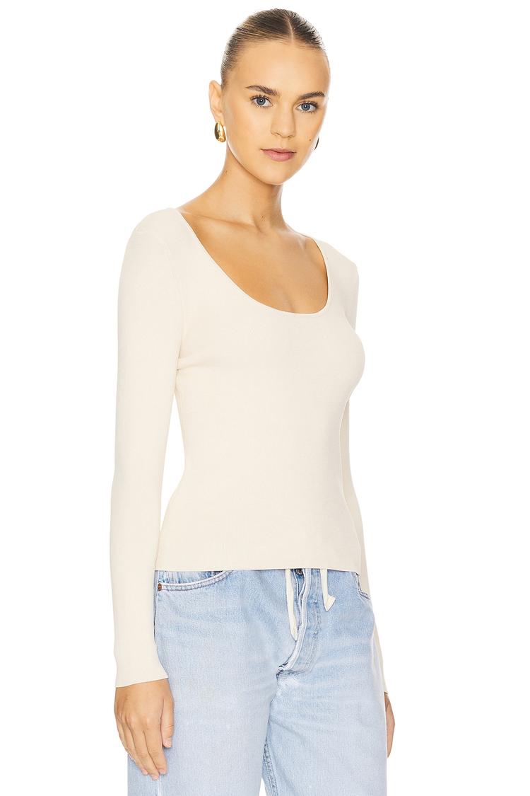 the lily top