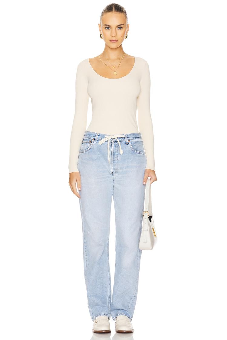 the lily top
