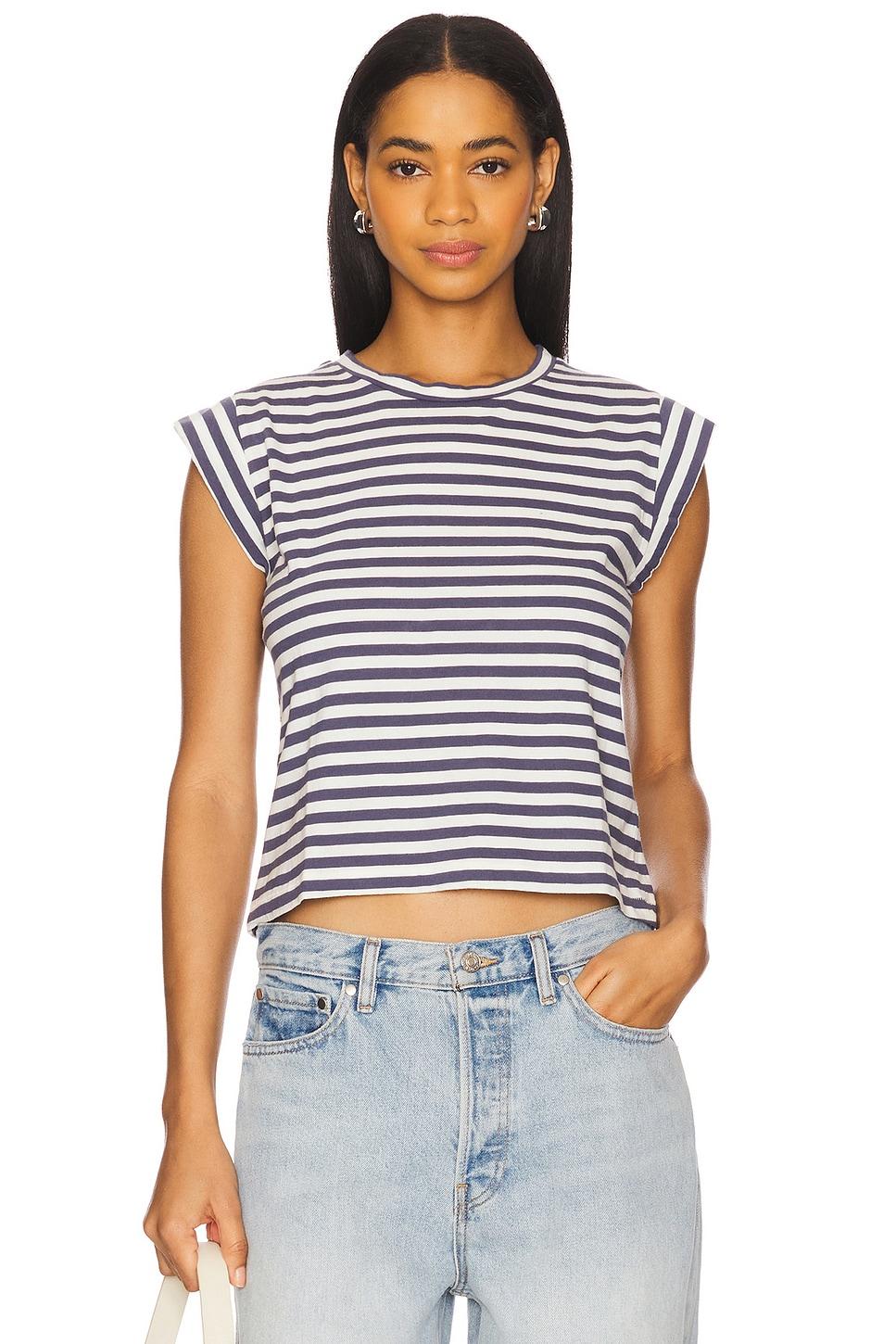the peak shoulder tee