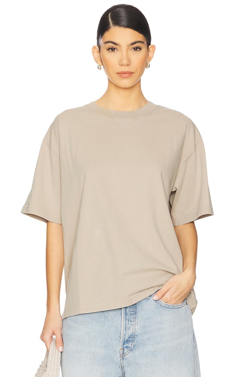 the relaxed tee