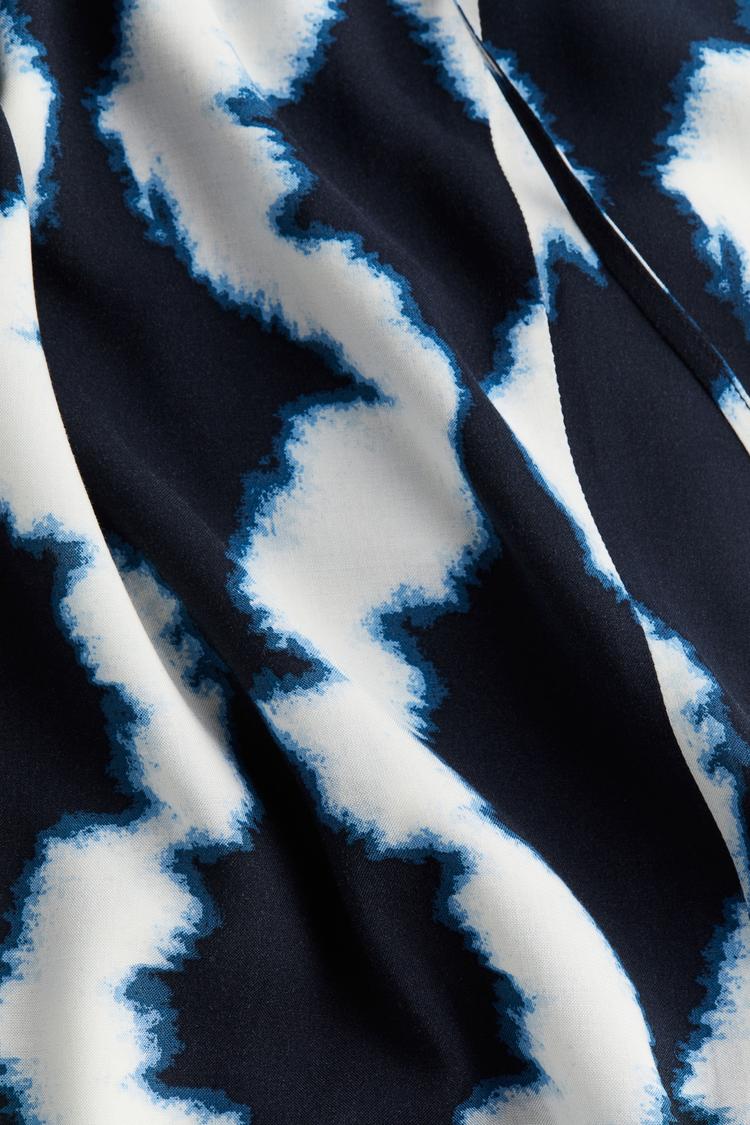tie-detail dress