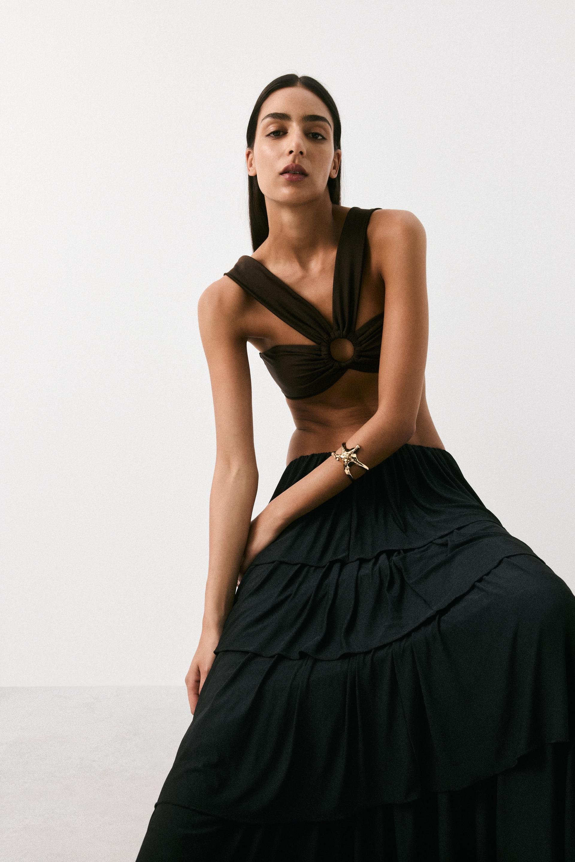 tiered flounce skirt