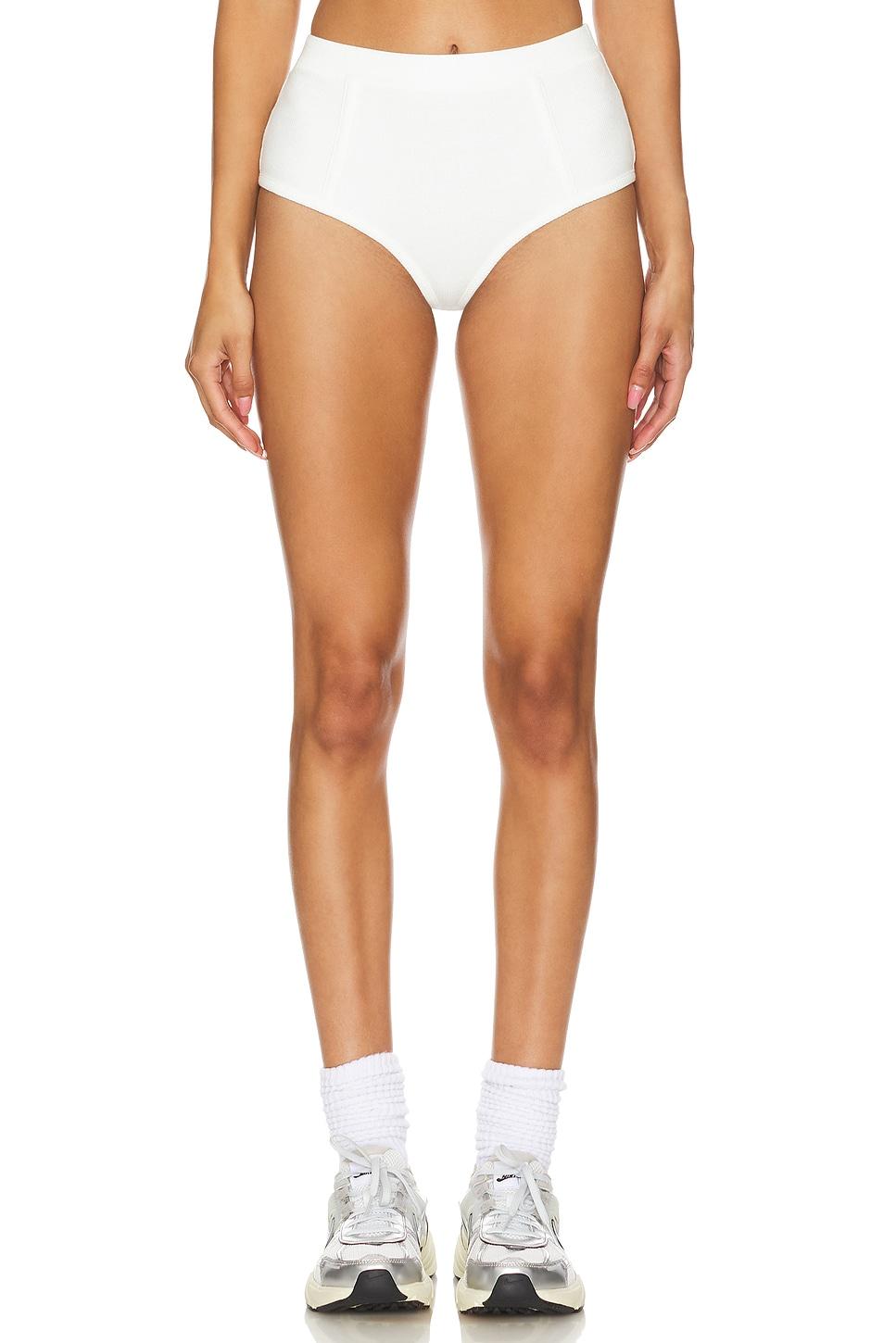 tish hot short