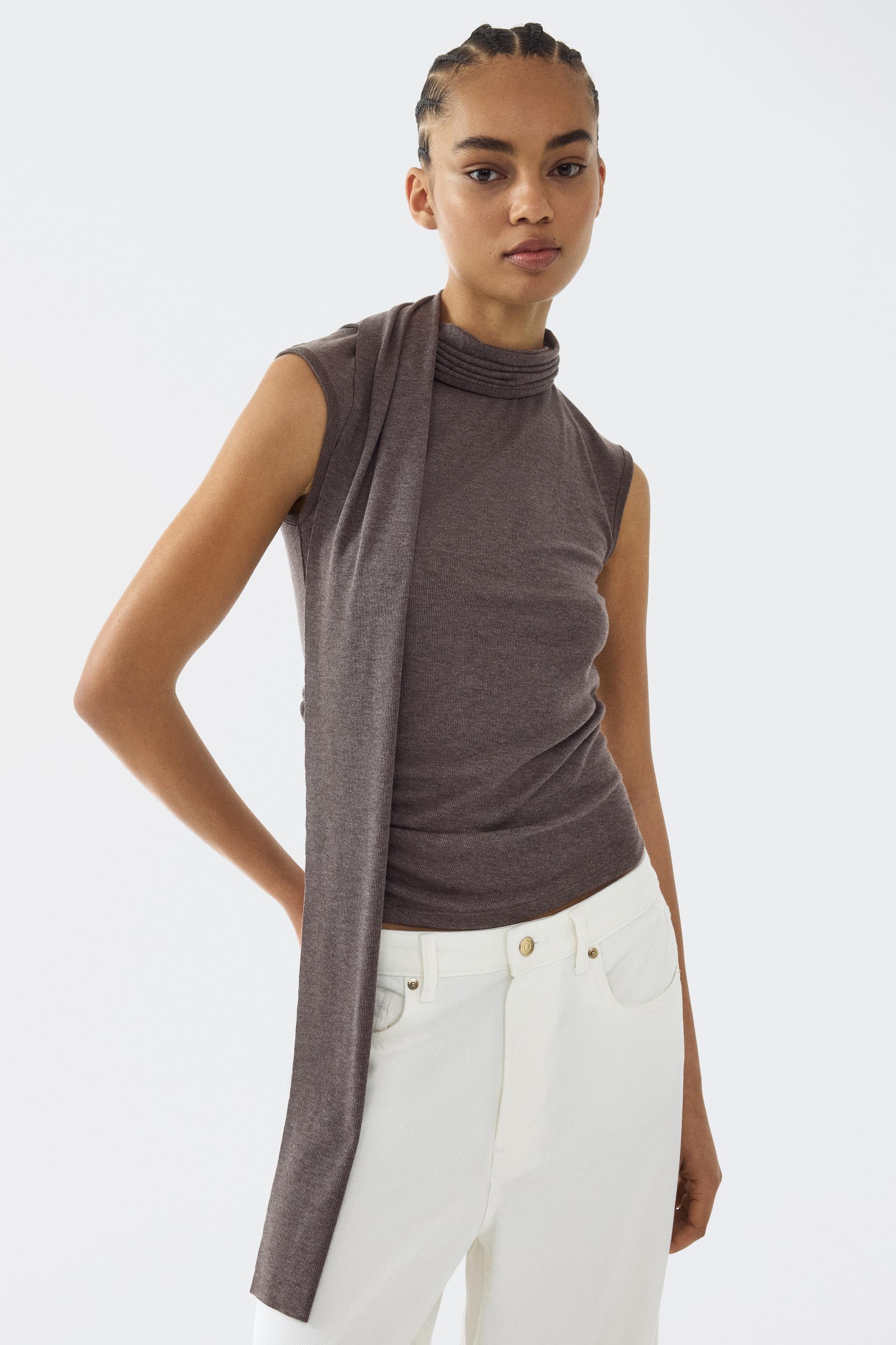top with scarf collar