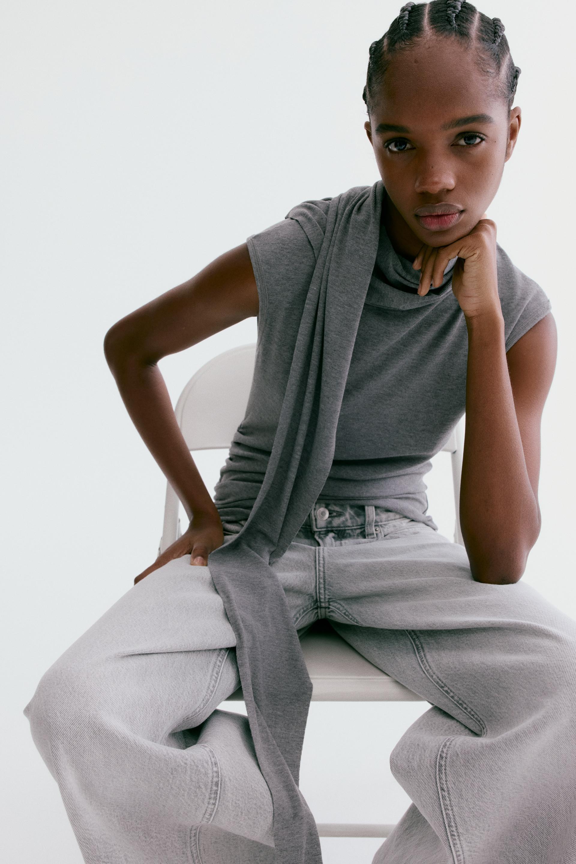 top with scarf collar