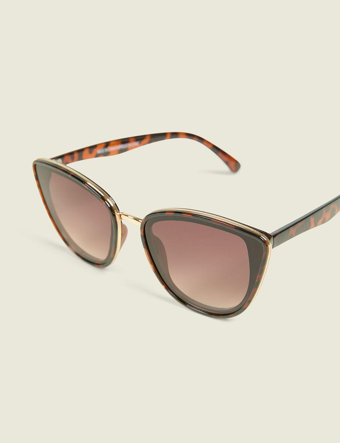 tort dramatic cateye sunglasses