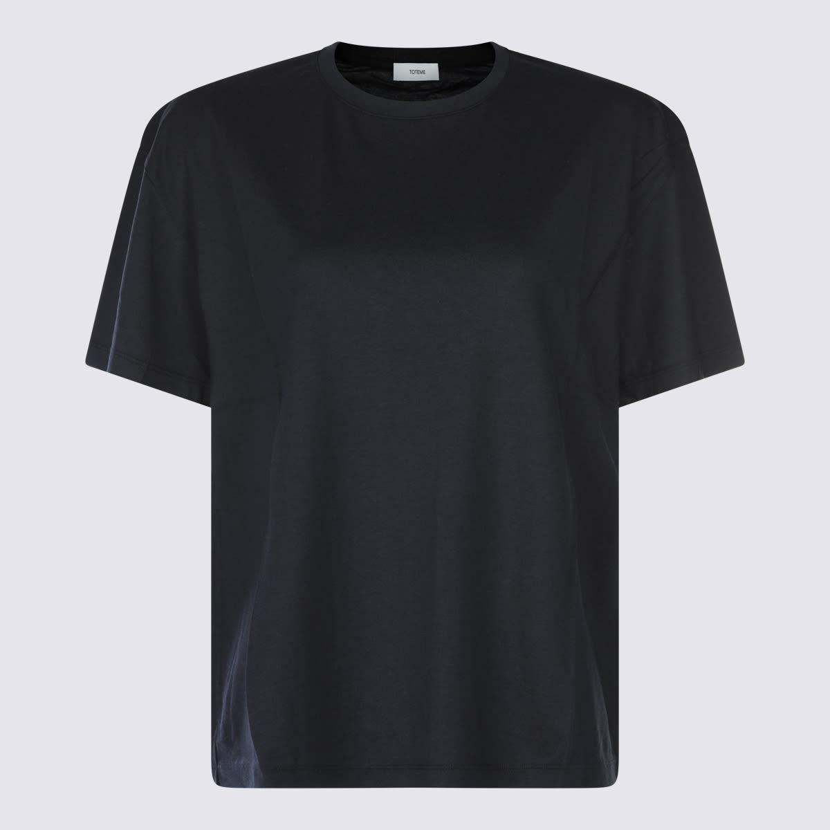 totême black t-shirt