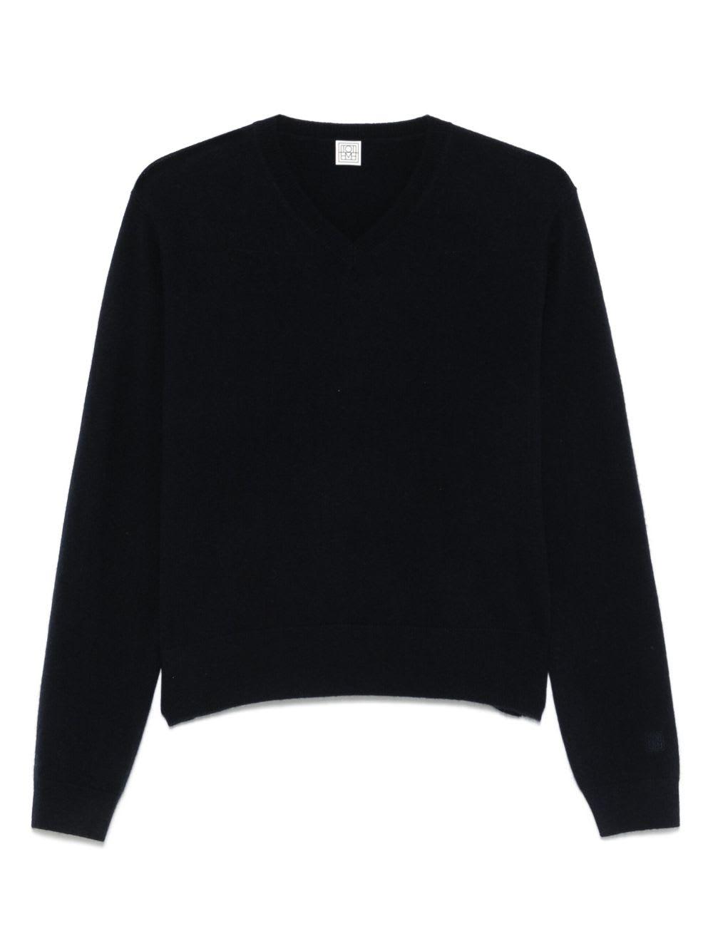 totême cashmere v-necked sweater
