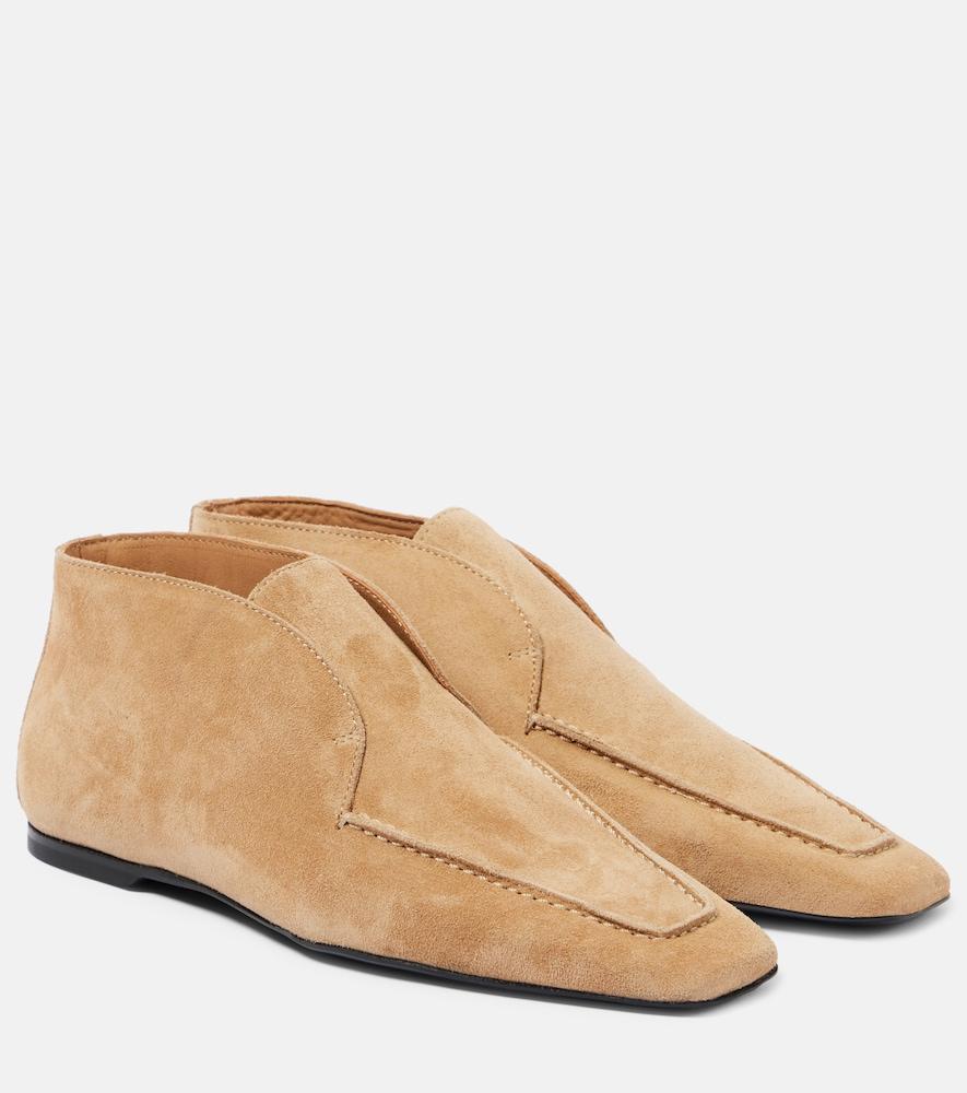 toteme desert suede boots