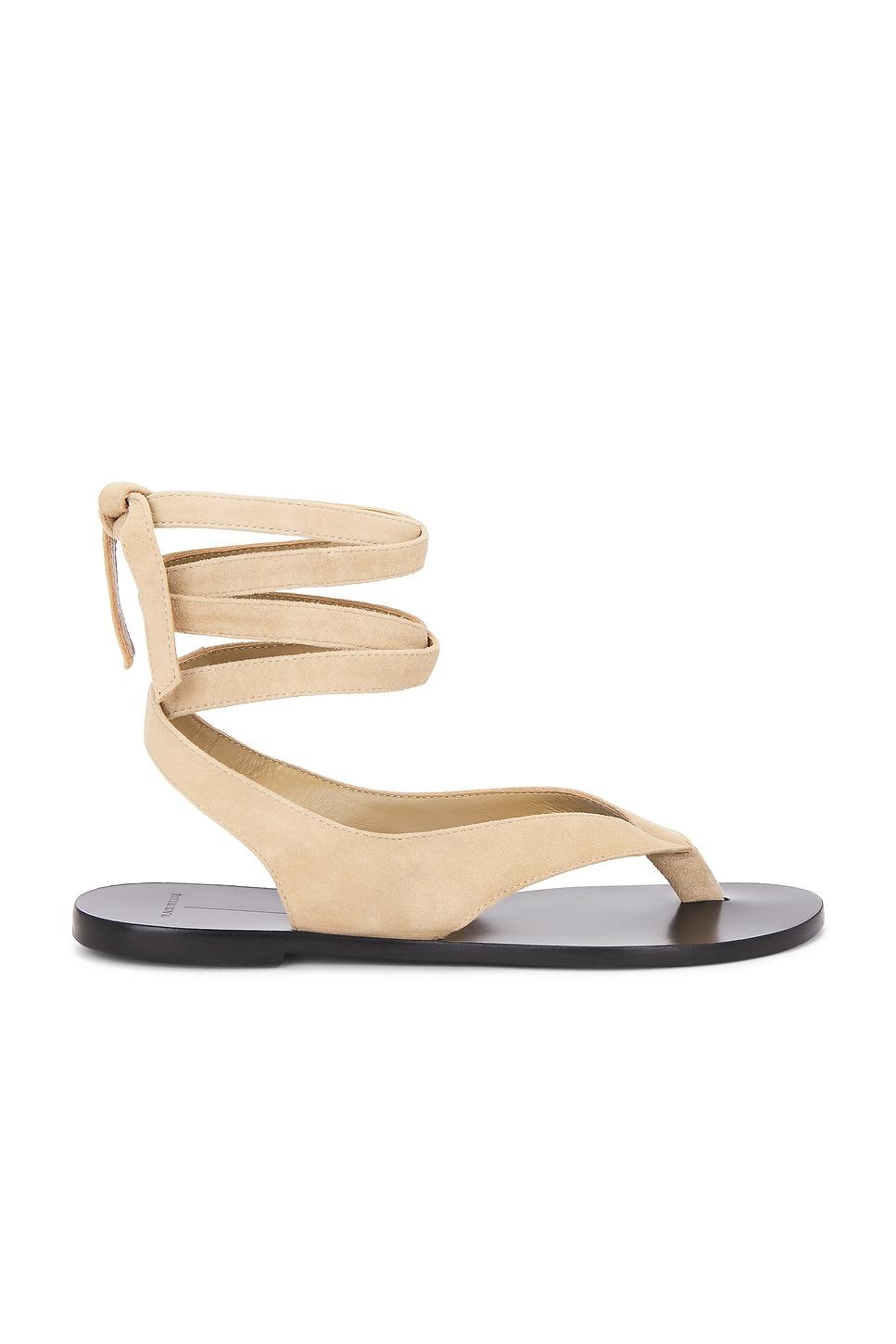 tres sandal