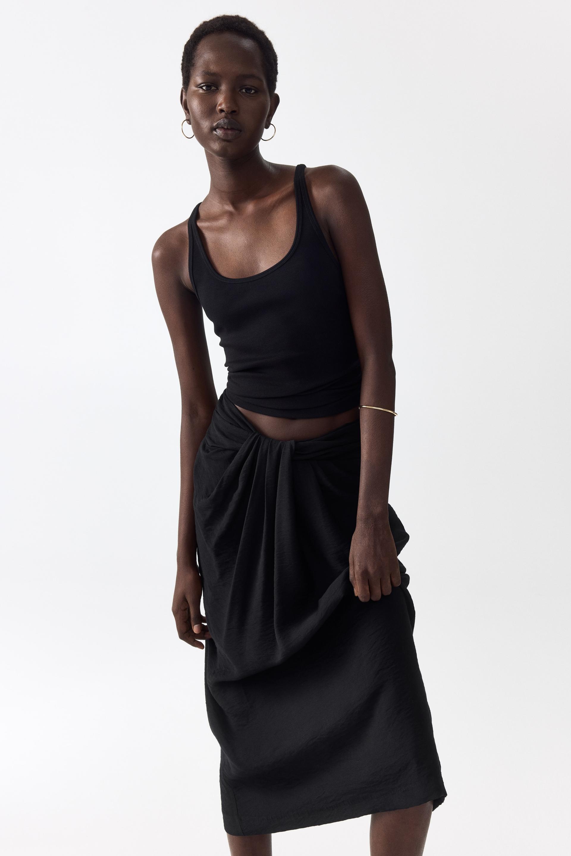 twist-detail skirt