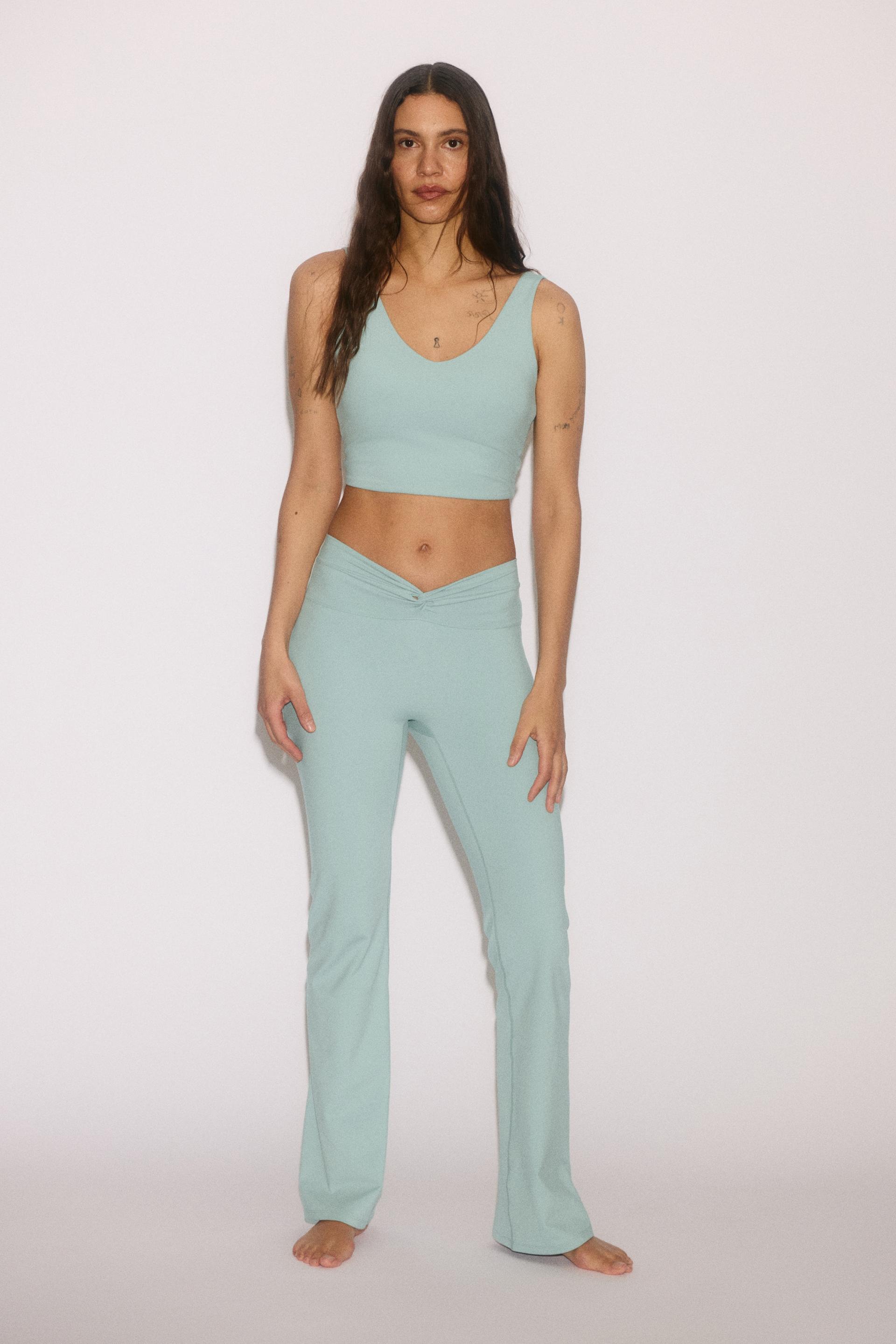 twist-detail tank top with softmove™