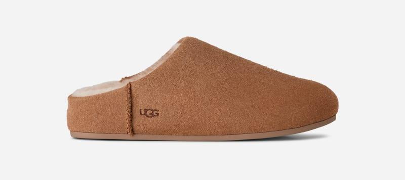 ugg® women's elea slip-on sheepskin slippers in chestnut,