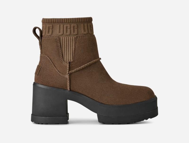 ugg® women's moxy chelsea suede boots in dark toffee,