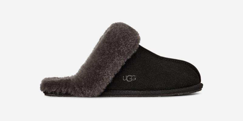 ugg® women's scuffette ii suede sheepskin slipper in black/grey,