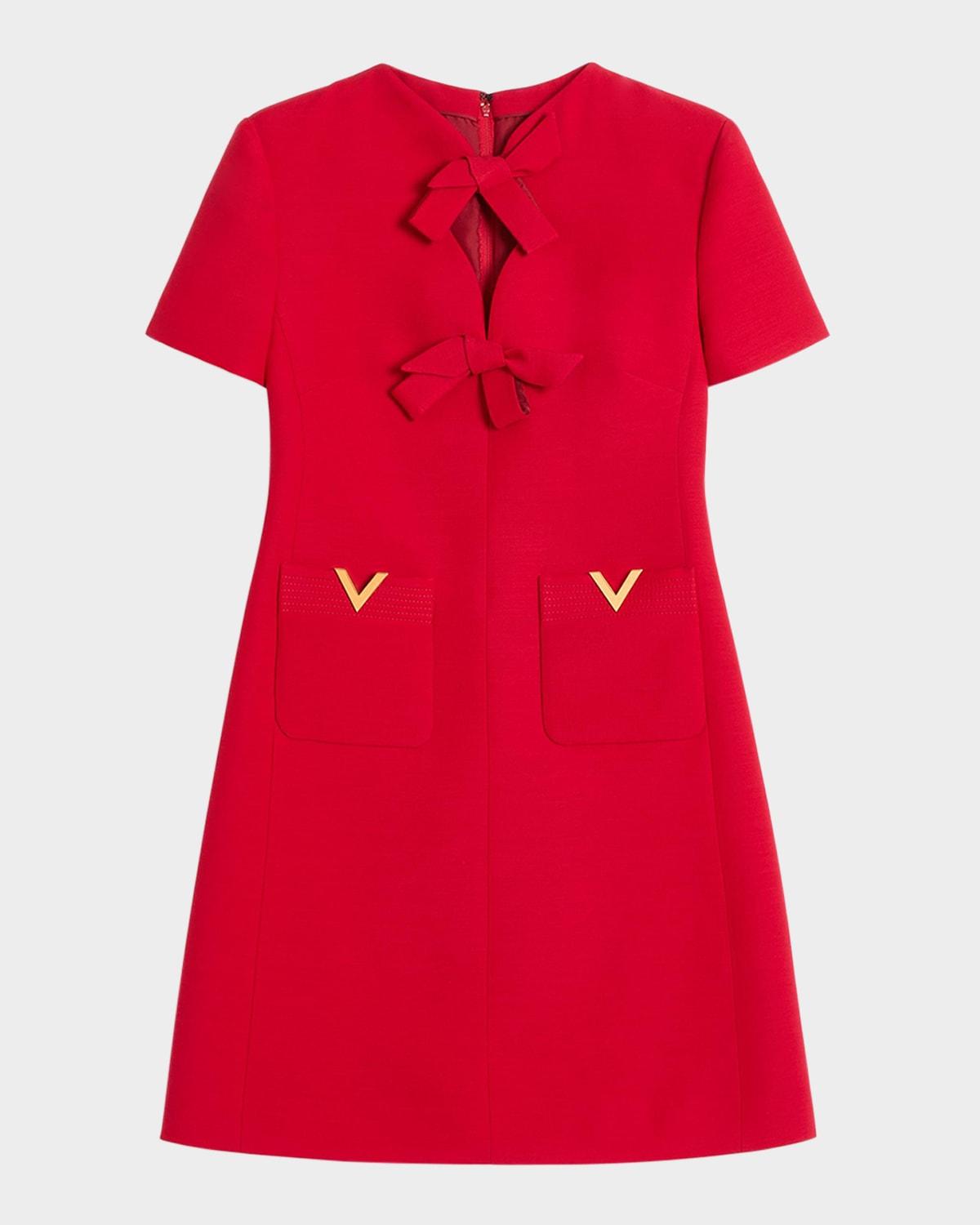 v-logo pockets bow crepe mini dress
