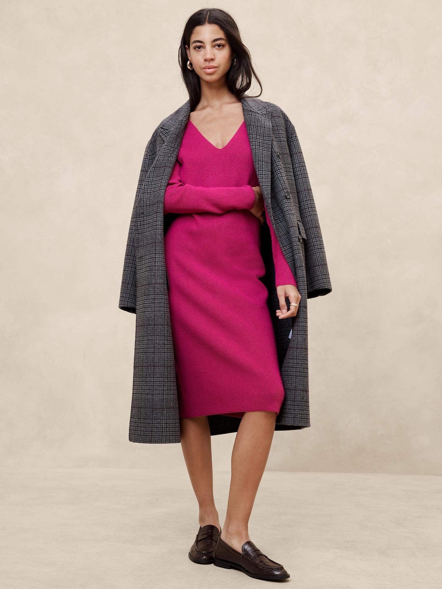 v-neck knee-length sweater dress