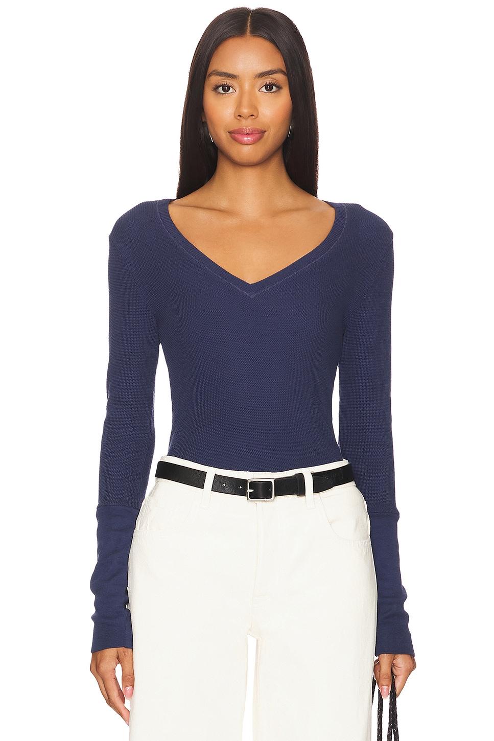 v neck long sleeve
