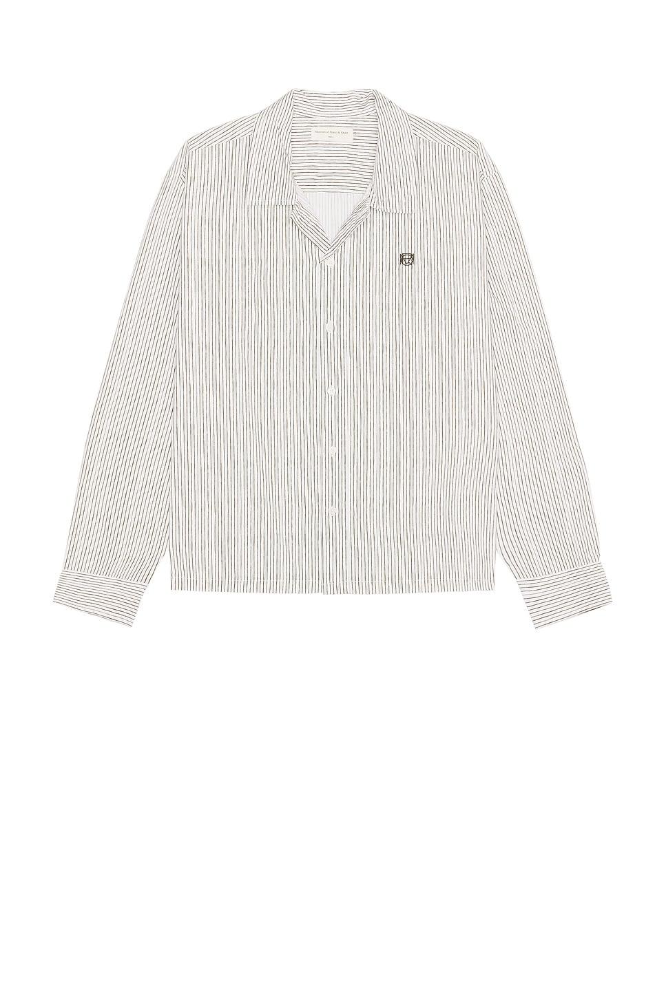 vacation button up
