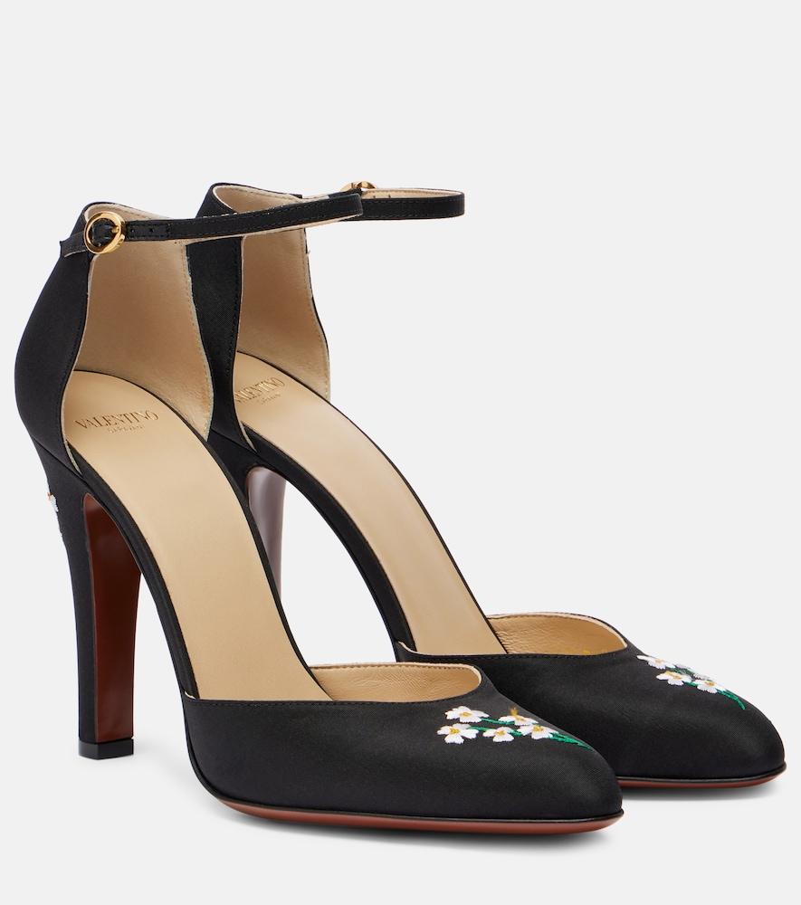valentino garavani hi dolly 105 embroidered satin pumps