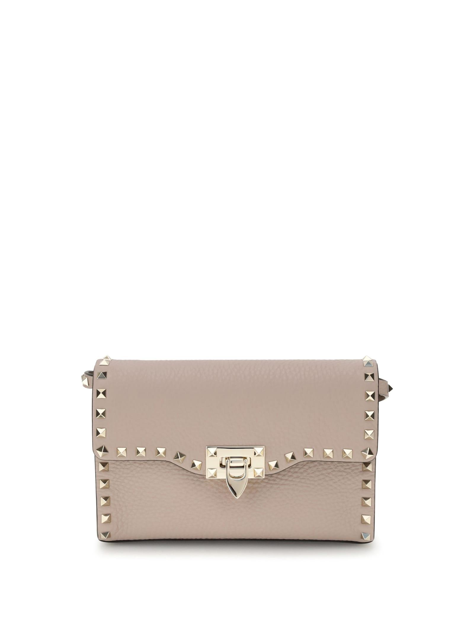 valentino garavani rockstud leather shoulder bag