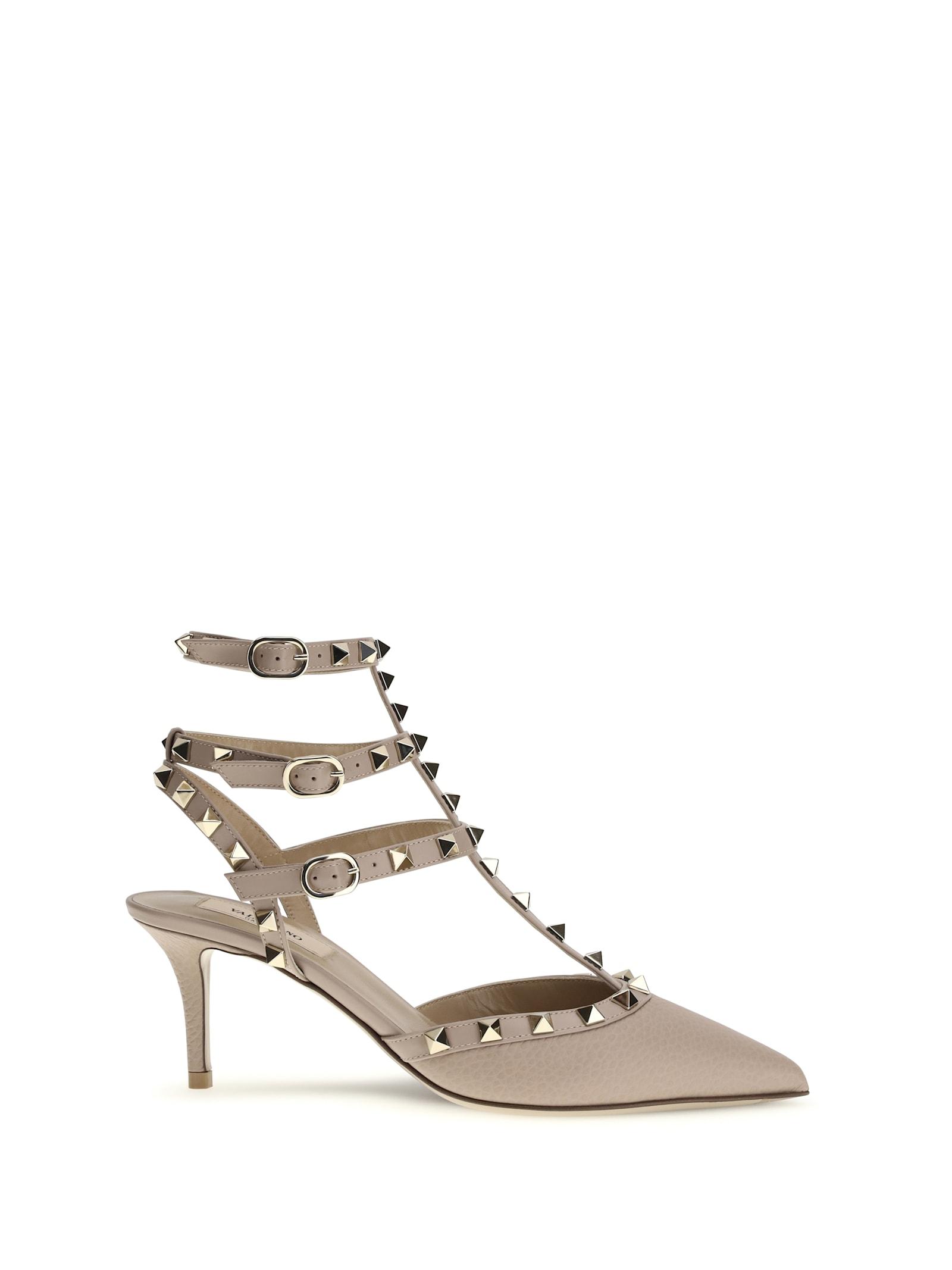 valentino garavani rockstud pumps