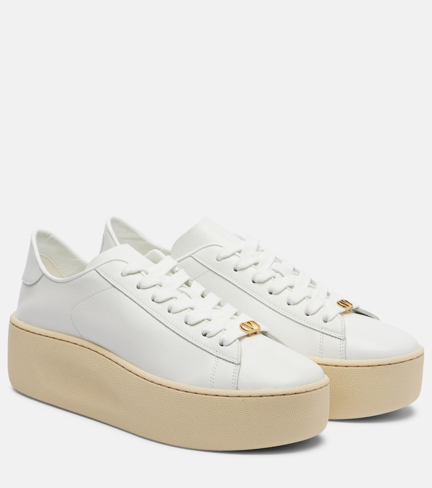 valentino garavani royco 55 leather platform sneakers