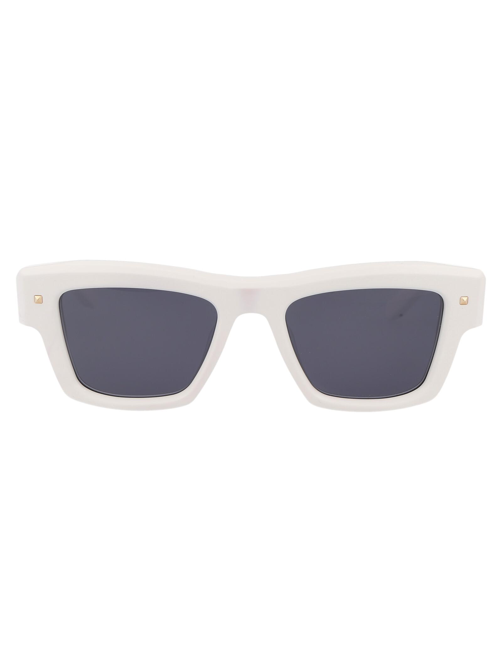 valentino garavani xxii - ltd500 white yellow gold w/dark grey acetate sunglasses - women