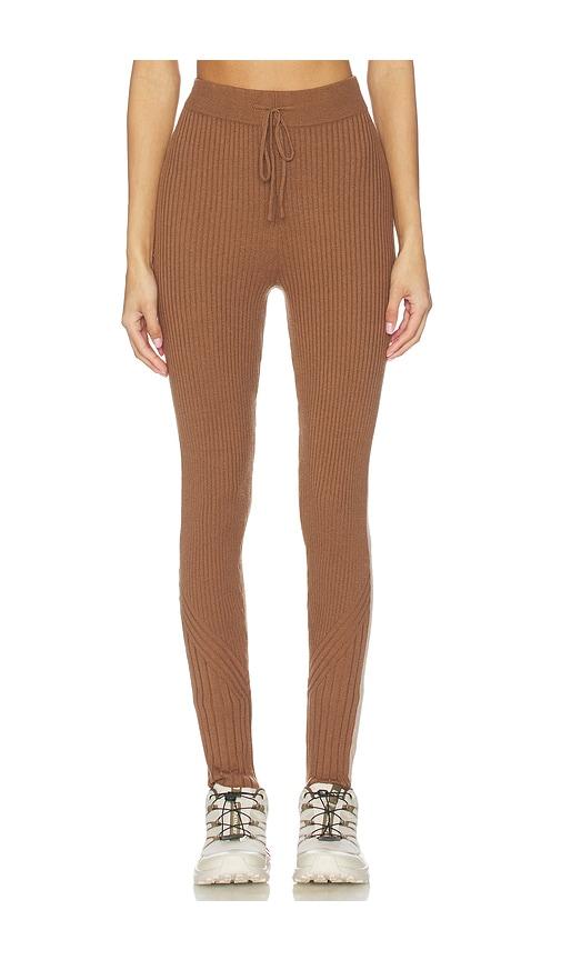 varley aiden knit legging in brown.
