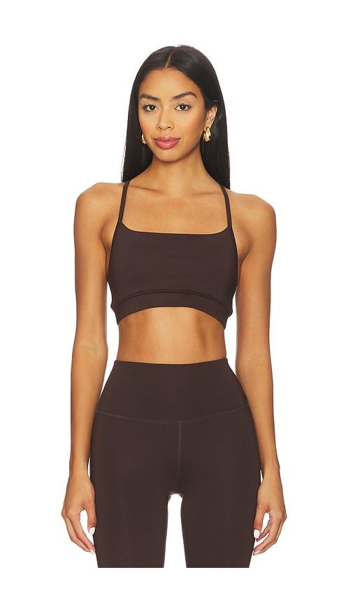 varley assure cerys sports bra in brown.